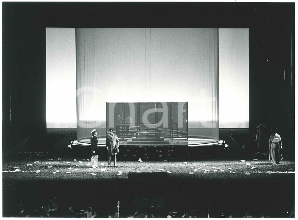 Fotografia d epoca originale 1975 ca MILANO TEATRO ALLA SCALA Madama Butterfly  Foto di scena 3 1