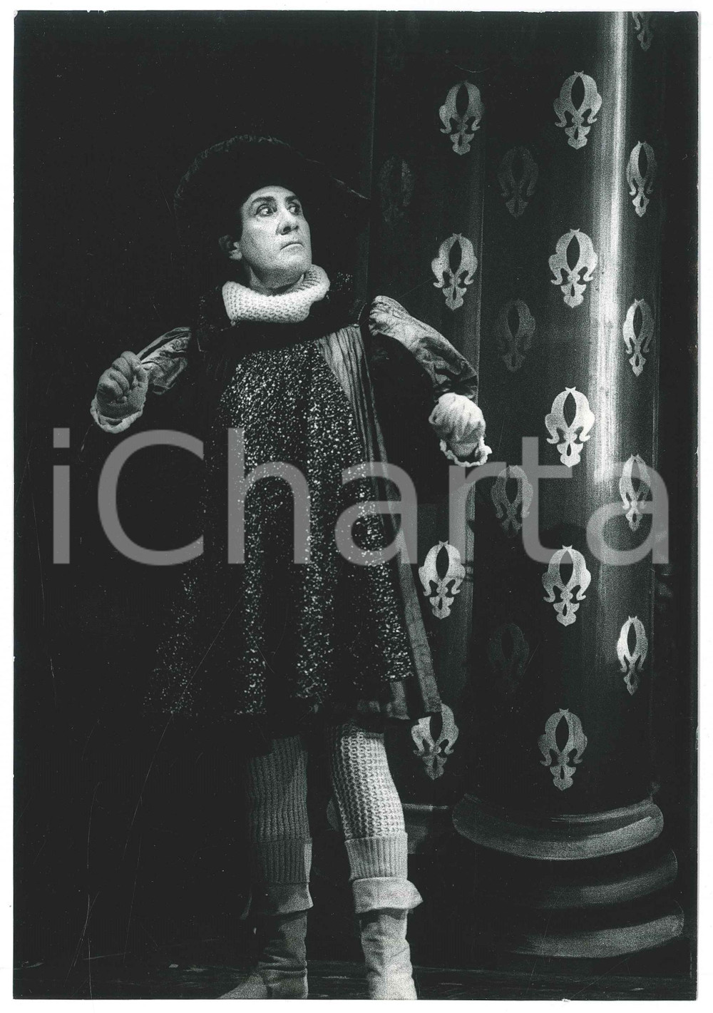 Fotografia d epoca originale 1982 TEATRO STABILE DELL AQUILA Aldo PUGLISI Una diabolica invenzione Foto 1