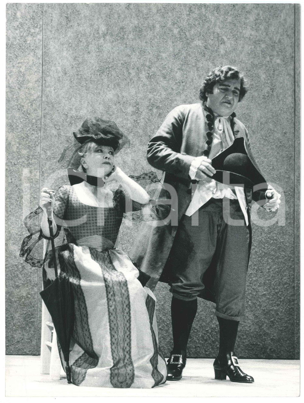 Fotografia d epoca originale 1978 ROMA TEATRO Le femmine puntigliose Fulvia MAMMI  Nestor GARAY Foto 1