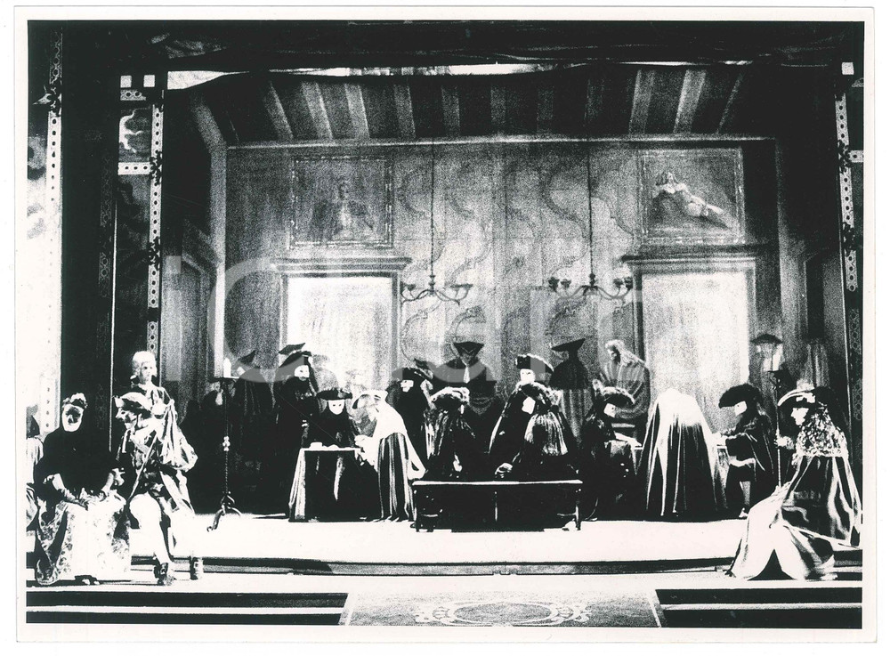 Fotografia d epoca originale 1985 VENETO TEATRO Le donne gelose di Goldoni  Regia G. DE BOSIO  Foto 1