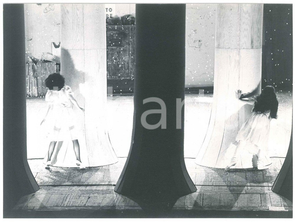 Fotografia d epoca originale 1981 BRESCIA Compagnia della Loggetta Caterina di Heilbronn  Regia M. CASTRI 1