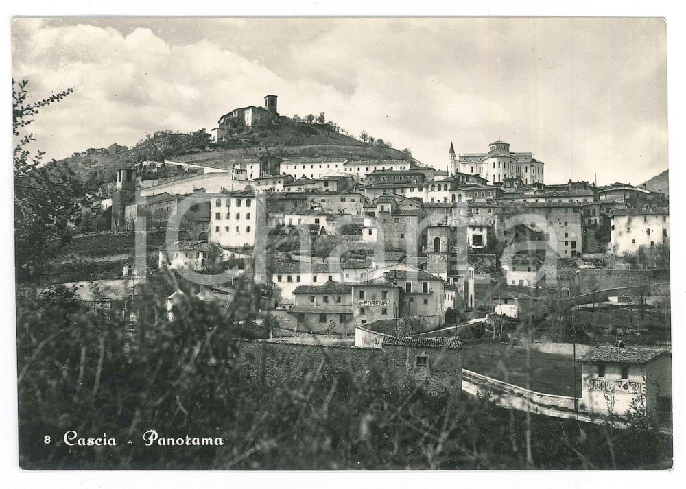 Cartolina originale da collezione 1956 CASCIA  PORENA Panorama di paese  Cartolina FG VG 1