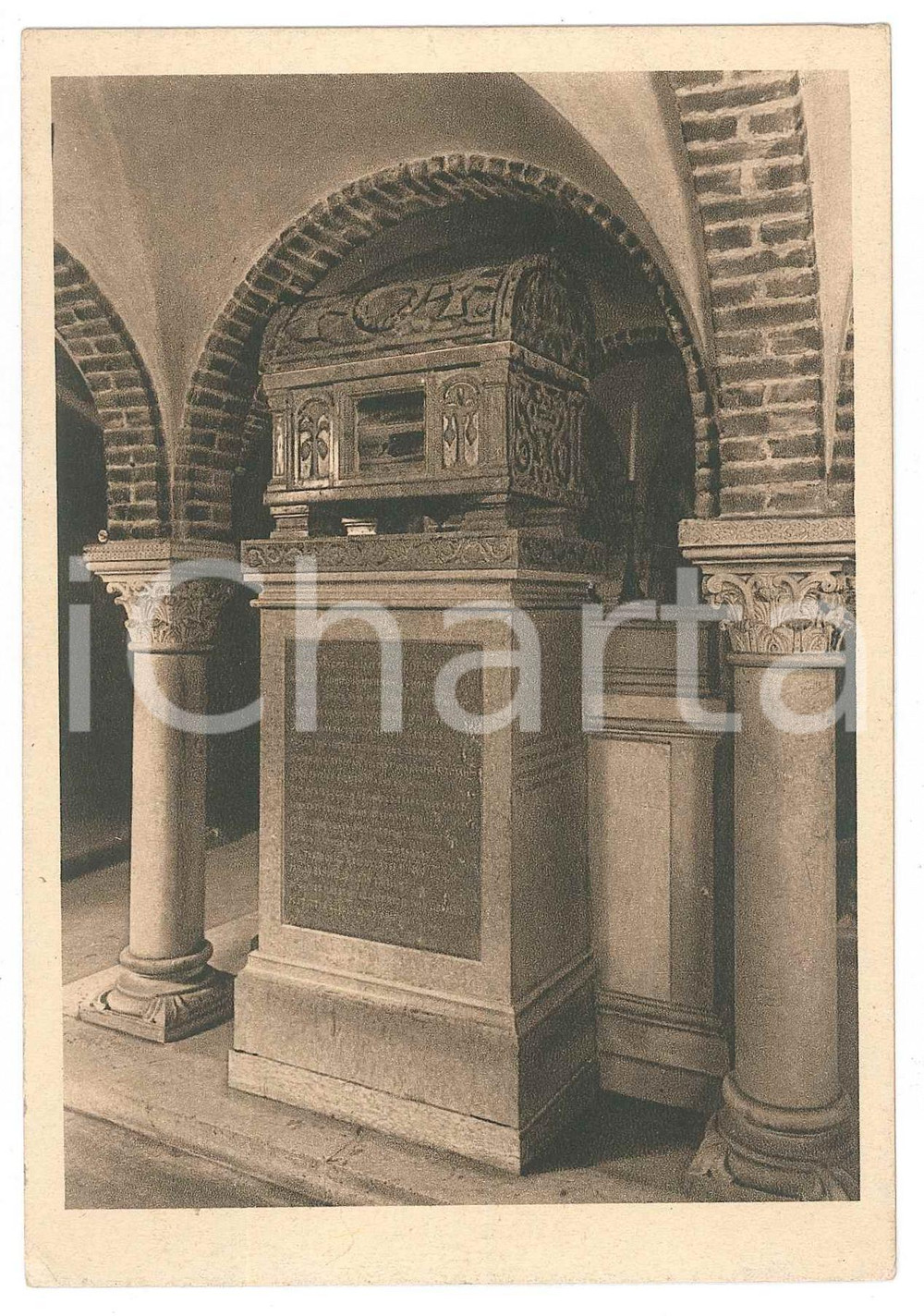 Cartolina originale da collezione 1940 ca PAVIA Basilica San Pietro in Ciel d Oro Tomba Severino Boezio Cartolina 1