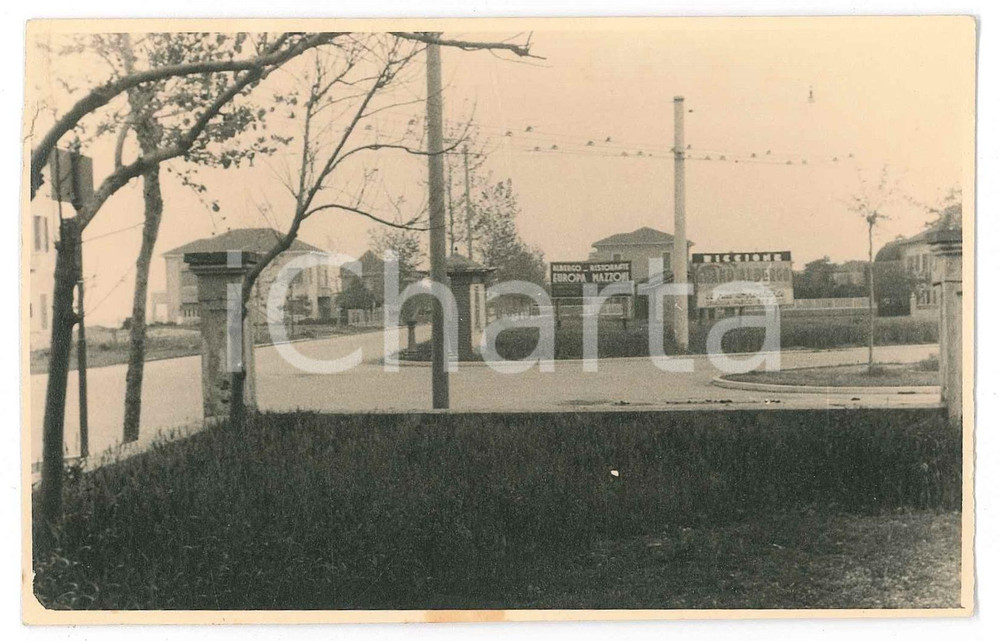 Fotografia d epoca originale 1940 ca RICCIONE ALTO Veduta con cartello Albergo Europa  Fotografia 13x8 cm 1