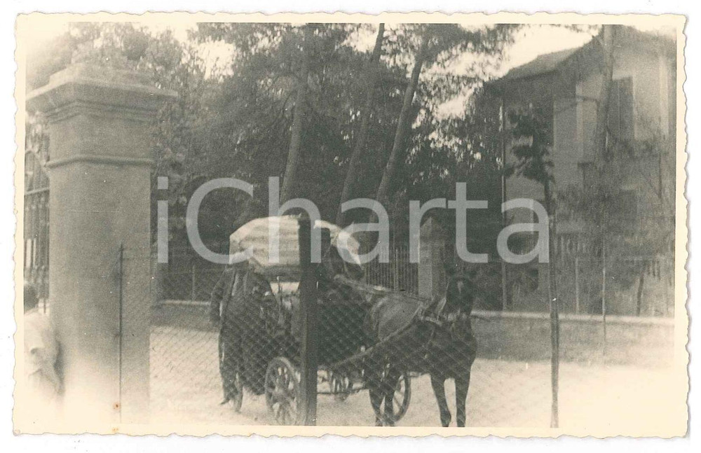 Fotografia d epoca originale 1940 ca RICCIONE Scorcio con carrozza  Fotografia 13x8 cm 1