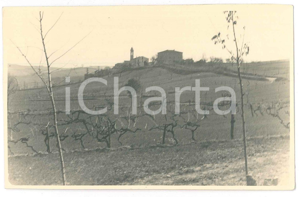 Fotografia d epoca originale 1940 ca RICCIONE  ENTROTERRA Panorama con chiesa e vigna  Fotografia 13x8 cm 1