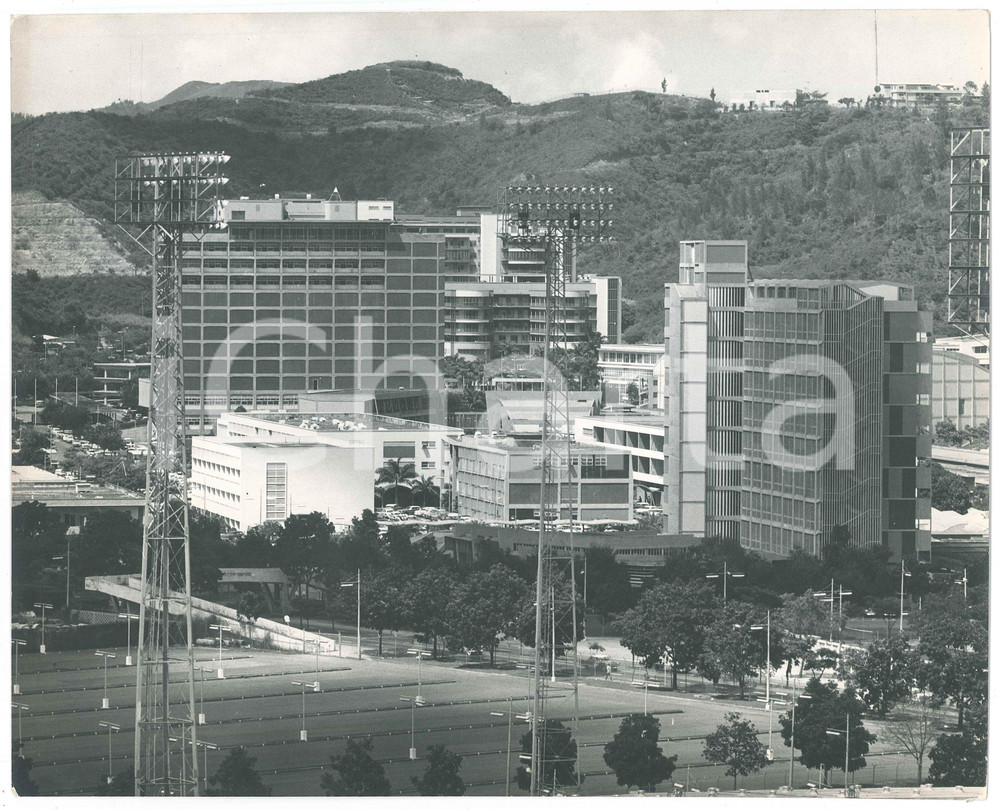 Fotografia d epoca originale 1970 ca CARACAS VENEZUELA UrbanizaciÃ³n SABANA GRANDE 1 Foto 30x24 cm 1