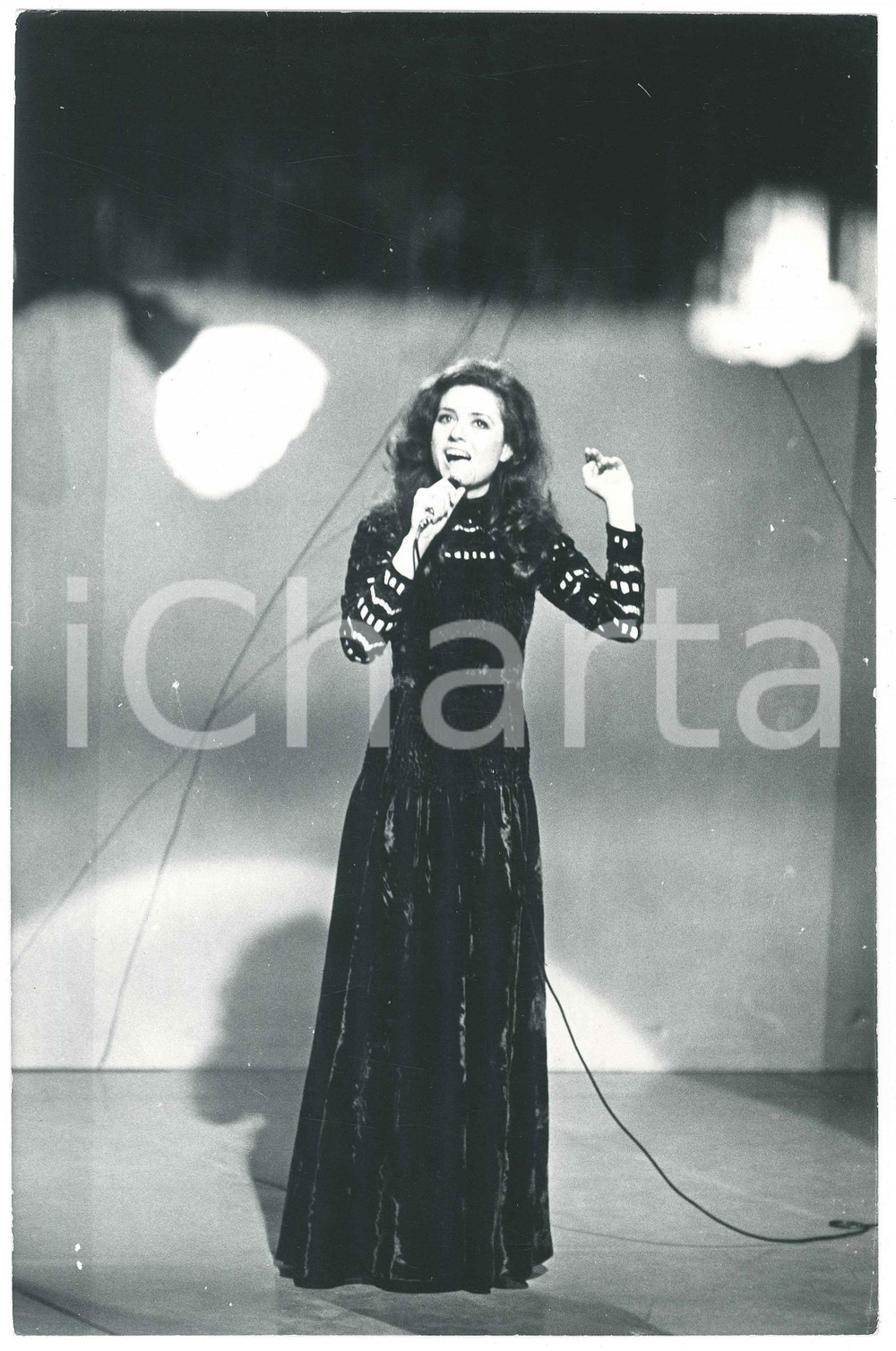 Fotografia d epoca originale 1974 VENEZIA Gigliola CINQUETTI  Mostra Internazionale Musica leggera 1 Foto 1