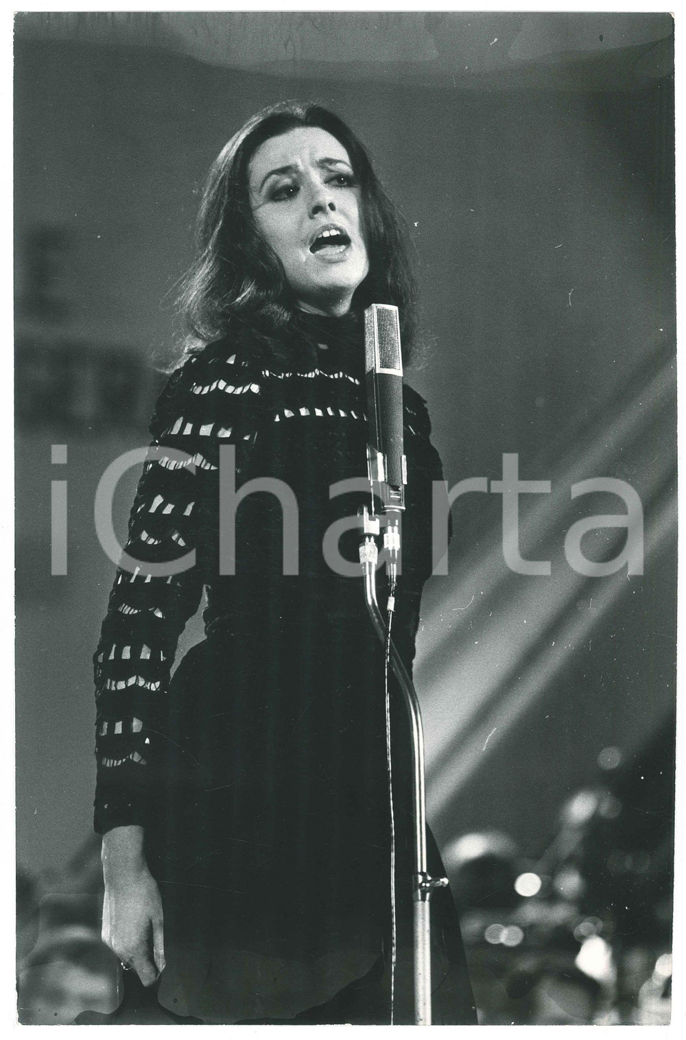 Fotografia d epoca originale 1974 VENEZIA Gigliola CINQUETTI  Mostra Internazionale Musica leggera 2 Foto 1