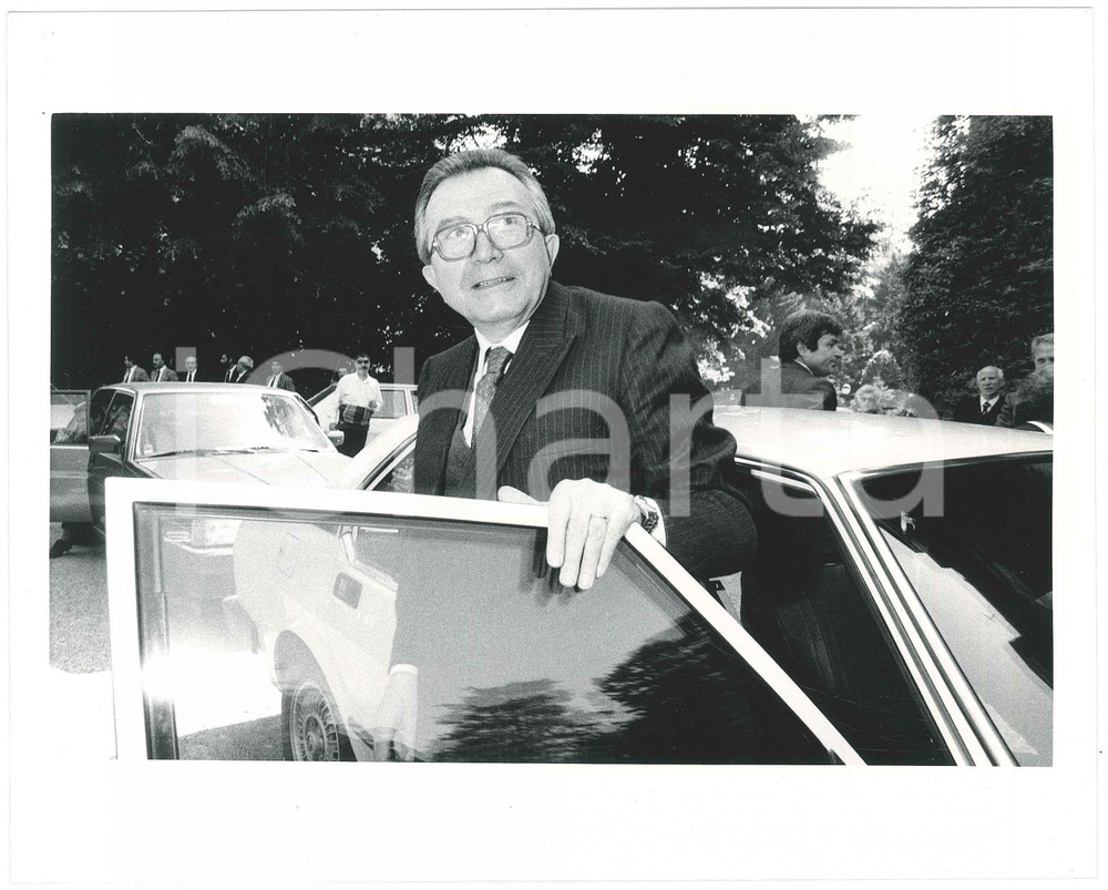 Fotografia d epoca originale 1985 ca MILANO CASTELLO DC  Arrivo on. Giulio ANDREOTTI Foto 24x18 cm 1