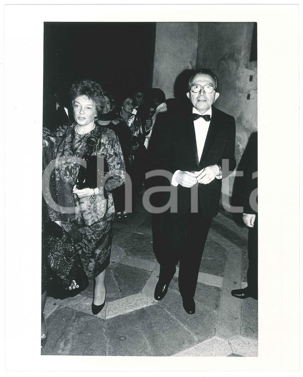 Fotografia d epoca originale 1985 ca ITALIA  POLITICA  Giulio ANDREOTTI a una serata di gala 2 Foto 18x24 1