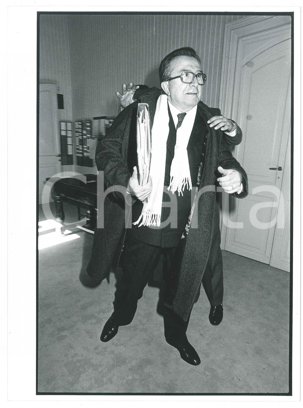 Fotografia d epoca originale 1985 ca ITALIA  POLITICA  Arrivo di Giulio ANDREOTTI Foto 18x24 cm 1