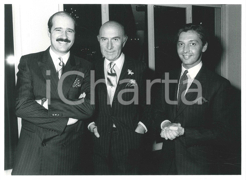Fotografia d epoca originale 1985 ca MODA ITALIA Alessandro e Beppe MODENESE a un evento 4 Foto 24x18 cm 1
