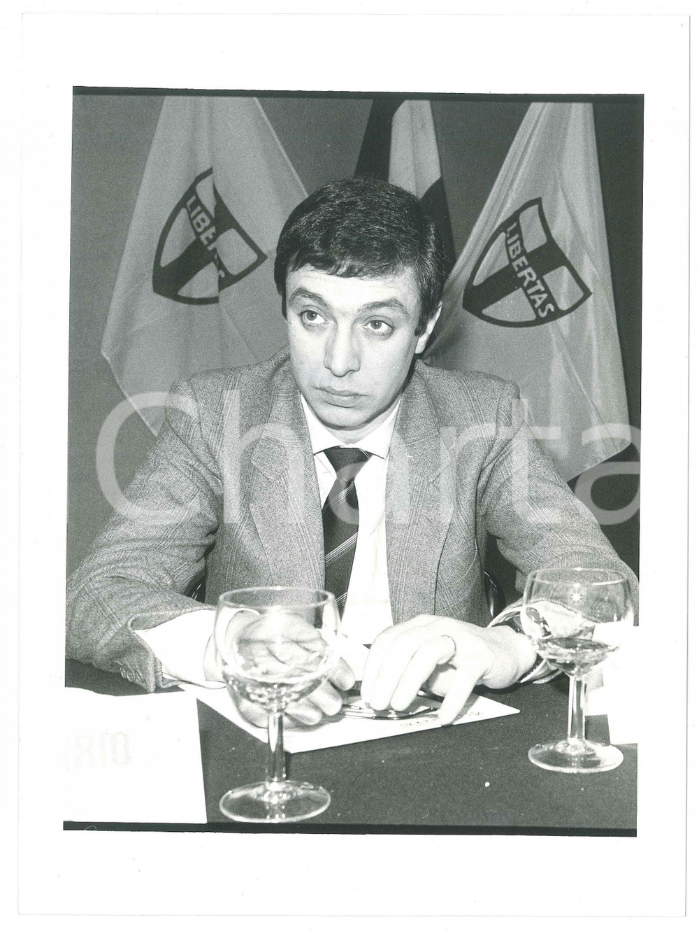 Fotografia d epoca originale 1985 ca VARESE Sindaco Maurizio SABBATINI  DC  Foto 20x25 cm 1