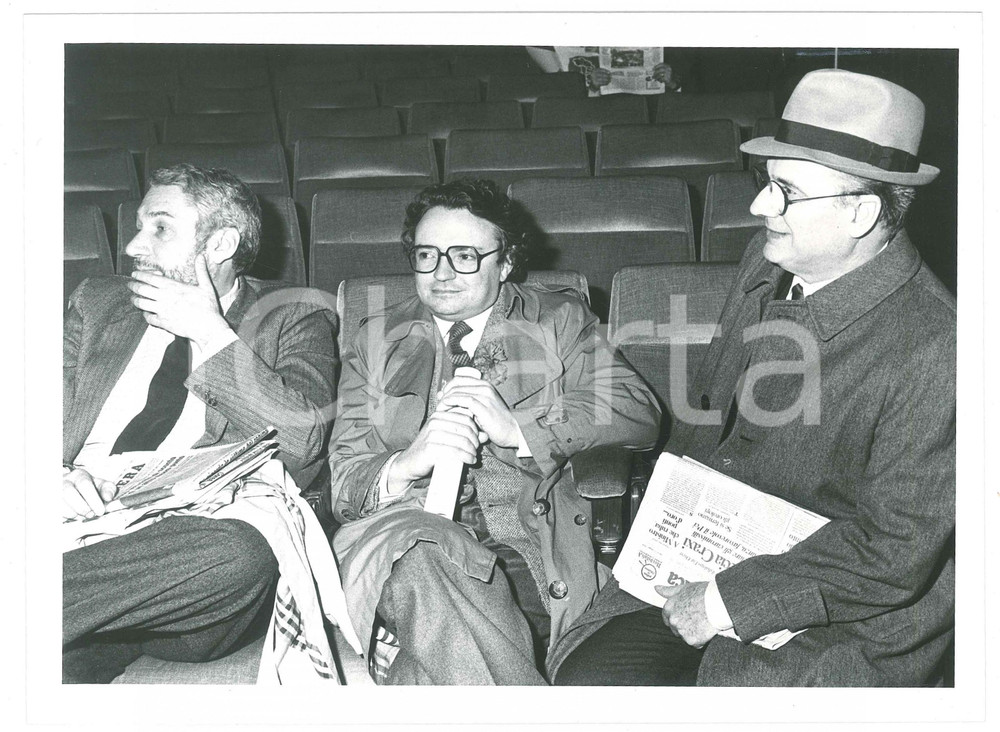 Fotografia d epoca originale 1985 ca PSI Antonio NATALI  Attilio SCHEMMARI  Umberto DRAGONE  Foto 24x18 1