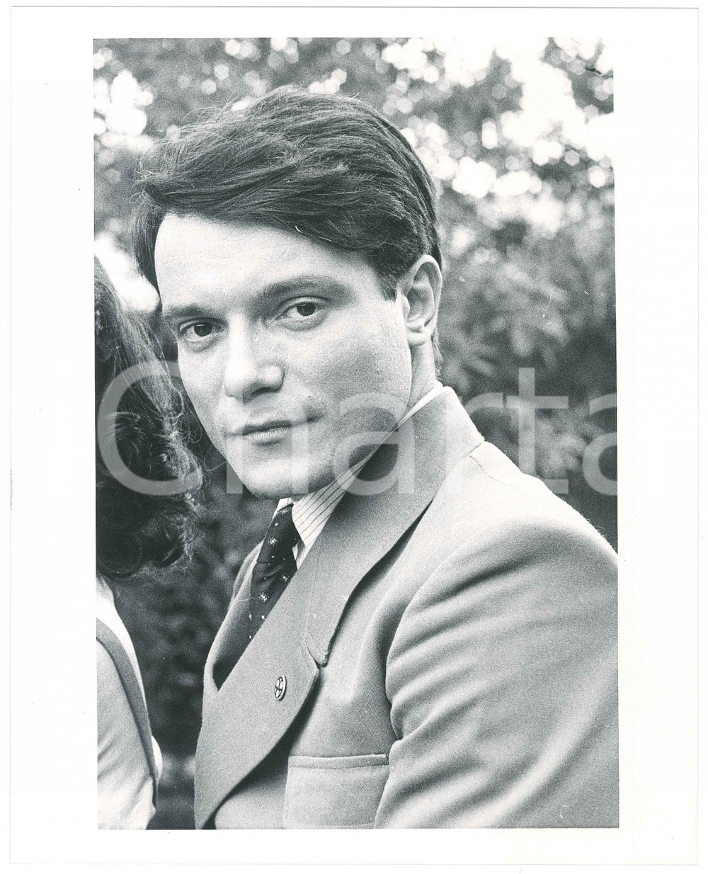 Materiale cinematografico d’epoca 1985 ca ITALIA  MUSICA Massimo RANIERI Ritratto del cantante  Foto 20x25 cm 1