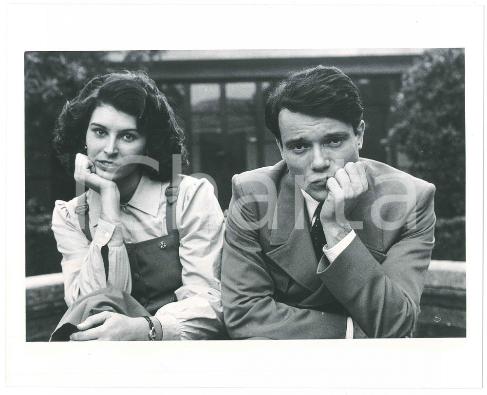 Materiale cinematografico d’epoca 1985 ca ITALIA Massimo RANIERI Barbara NASCIMBENE Foto 25x20 cm 1
