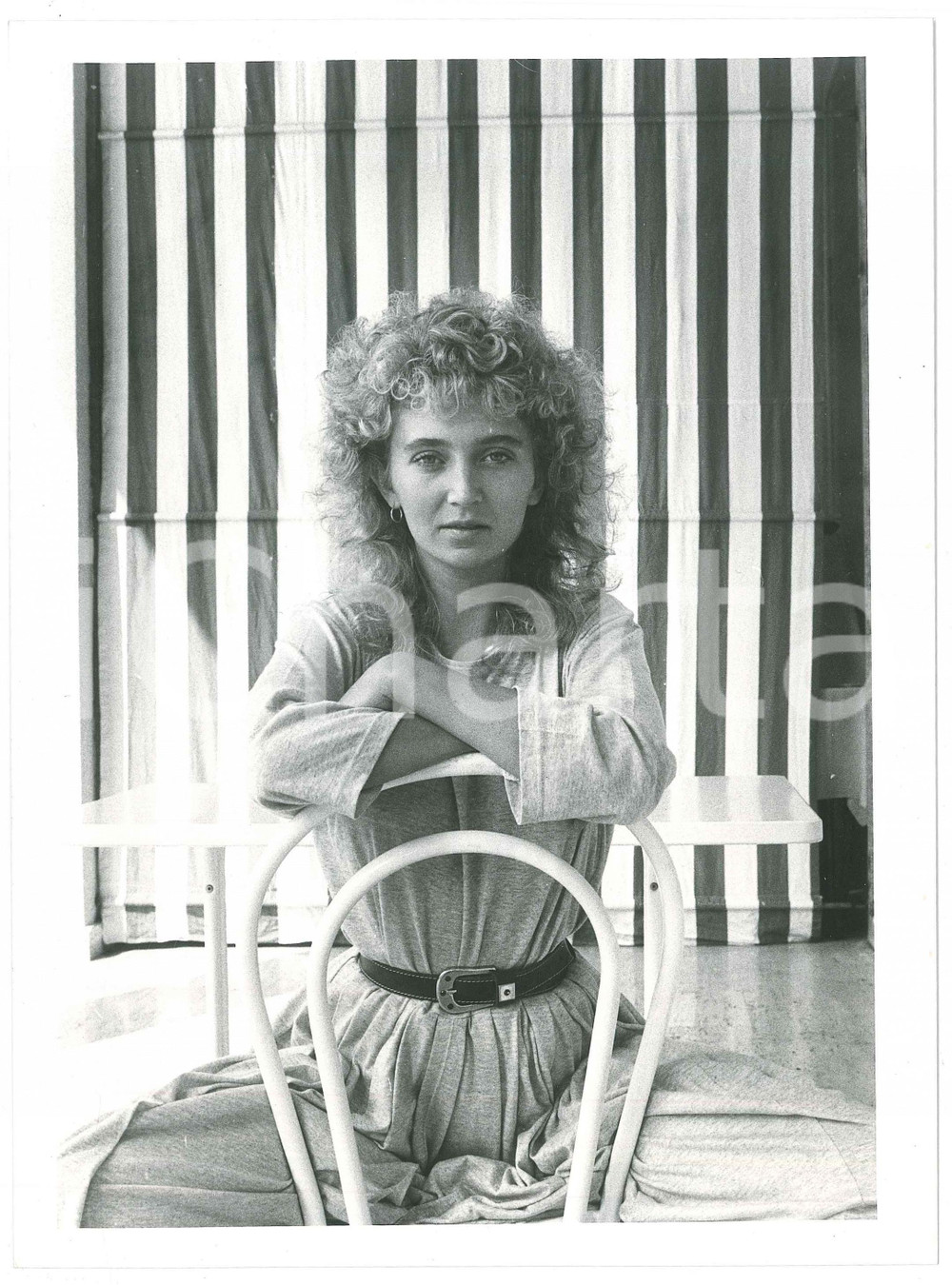 Fotografia d epoca originale 1985 ca MUSICA Rossana CASALE Ritratto della cantante 1  Foto 24x18 cm 1