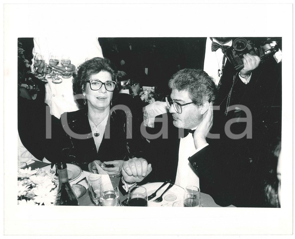 Fotografia d epoca originale 1985 ca ITALIA  CINEMA Ettore SCOLA Gigliola FANTONI Foto 25x20 cm 1