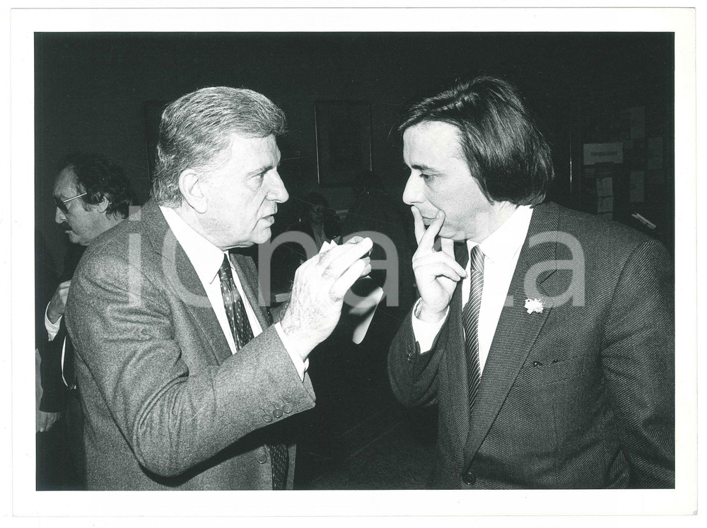 Fotografia d epoca originale 1990 ca MILANO Carlo FRECCERO Sergio ZAVOLI  Foto 24x18 cm 1