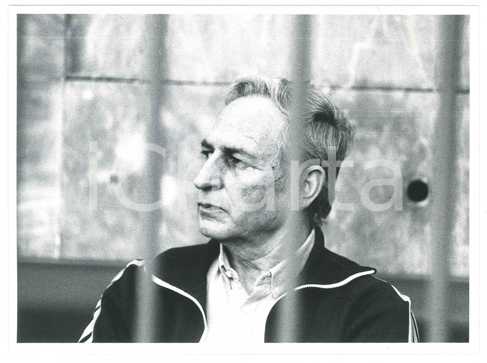 Fotografia d epoca originale 1985 ca MILANO Processo AMBROSOLI Roberto VENETUCCI Foto 24x17 cm 1