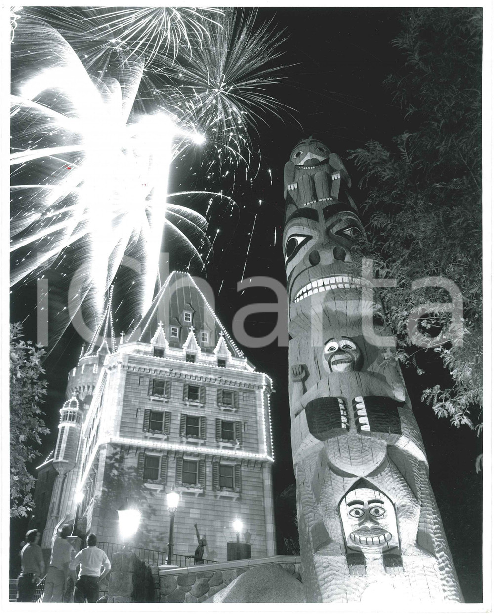 Fotografia d epoca originale 1989 WALT DISNEY WORLD EPCOT CENTER Hotel du Canada  Photo 25x20 cm 1