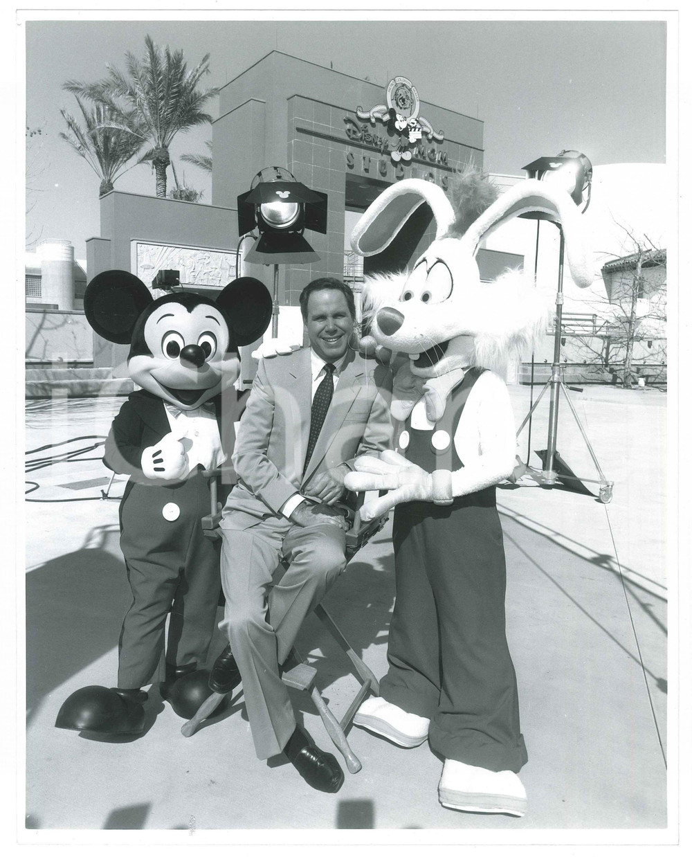 Fotografia d epoca originale 1988 DISNEY  MGM STUDIOS Michael EISNER, MICKEY MOUSE and ROGER RABBIT Photo 1