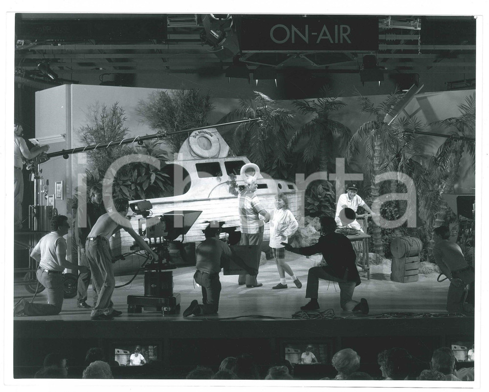 Fotografia d epoca originale 1989 DISNEY  MGM STUDIOS Gilligan s Island Returns Photo 25x20 cm 1