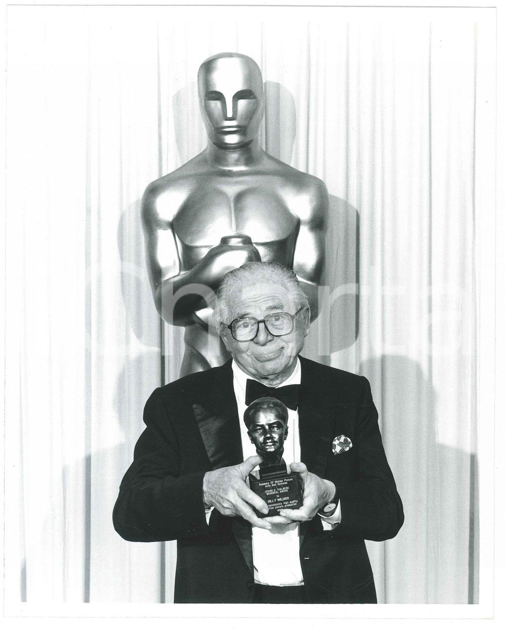 Fotografia d epoca originale 1988 60Â° ACADEMY AWARDS Billy WILDER con Thalberg Memorial Award  Foto 20x25 cm 1