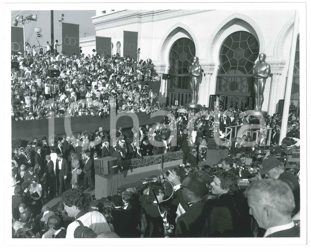 Fotografia d epoca originale 1988 60Â° ACADEMY AWARDS Folla davanti allo Shrine Civic Auditorium  Foto 20x25 1