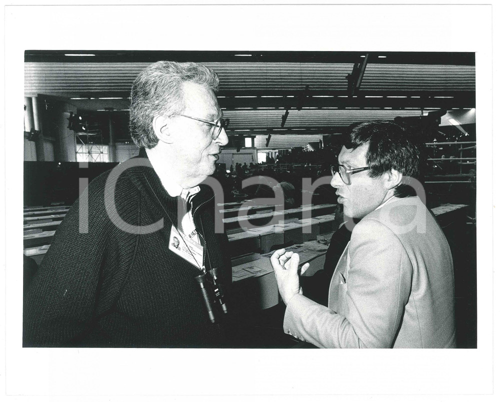 Fotografia d epoca originale 1987 RIMINI 44Â° Congresso PSI Giampaolo PANSA Franco BASSANINI Foto 25x20 cm 1
