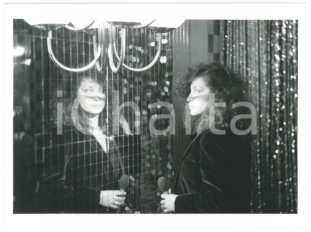 Fotografia d epoca originale 1984 RAIDUE Delia GUALTIERO ospite a IL CAPPELLO SULLE VENTITRÃˆ Foto 24x18 1 1