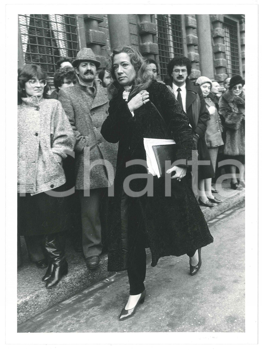 Fotografia d epoca originale 1985 ca MILANO Cristiana MUSCARDINI Consigliere comunale MSI Foto 24x18 cm 1