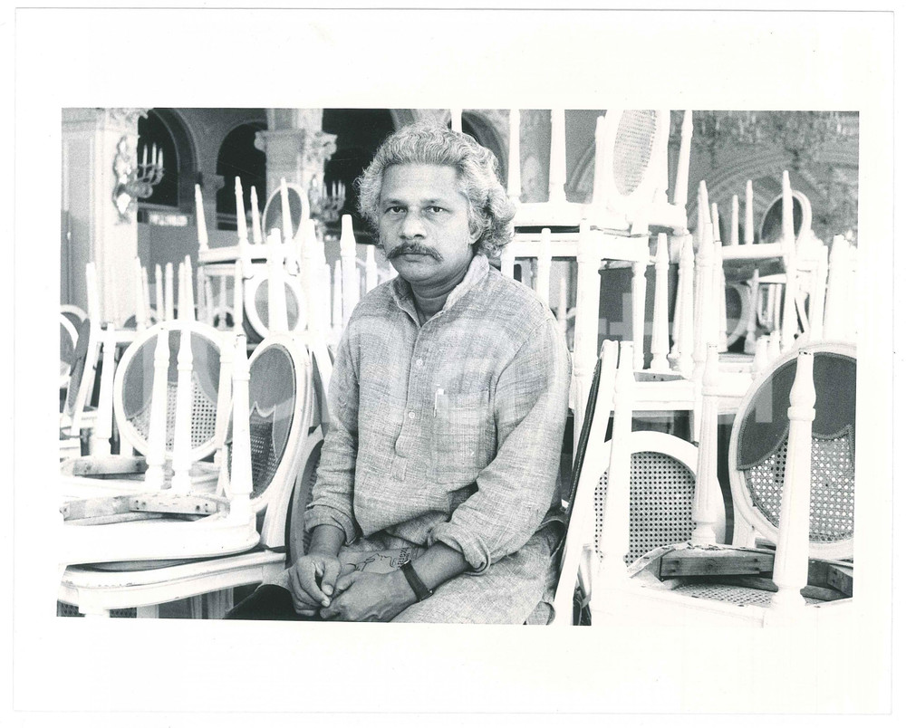 Fotografia d epoca originale 1990 VENEZIA  MOSTRA DEL CINEMA Adoor GOPALAKRISHNAN Regista  Foto 25x20 1