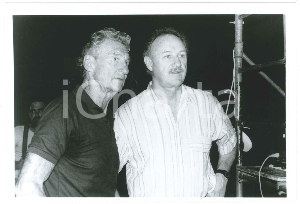 Materiale cinematografico d’epoca 1988 CINEMA  SPLIT DECISIONS Gene HACKMAN on the set  Photo 25x17 cm 1