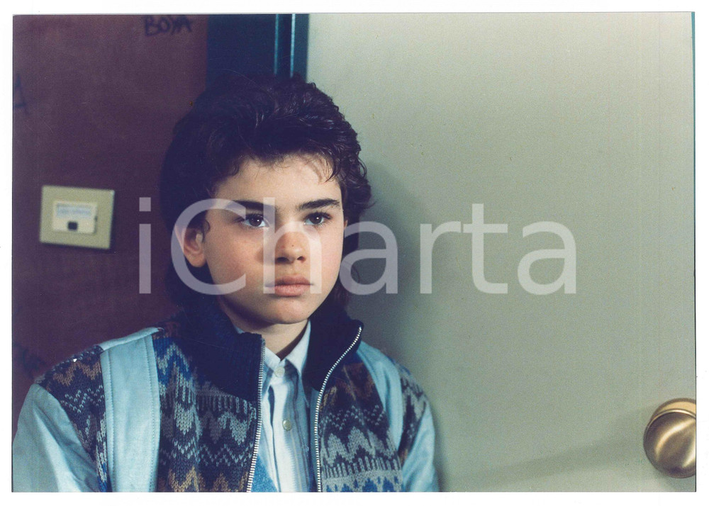 Materiale cinematografico d’epoca 1992 ORDINARIA SOPRAVVIVENZA Luciano SPENA Regia di Giovanni LEACCHE Foto 25x18 1