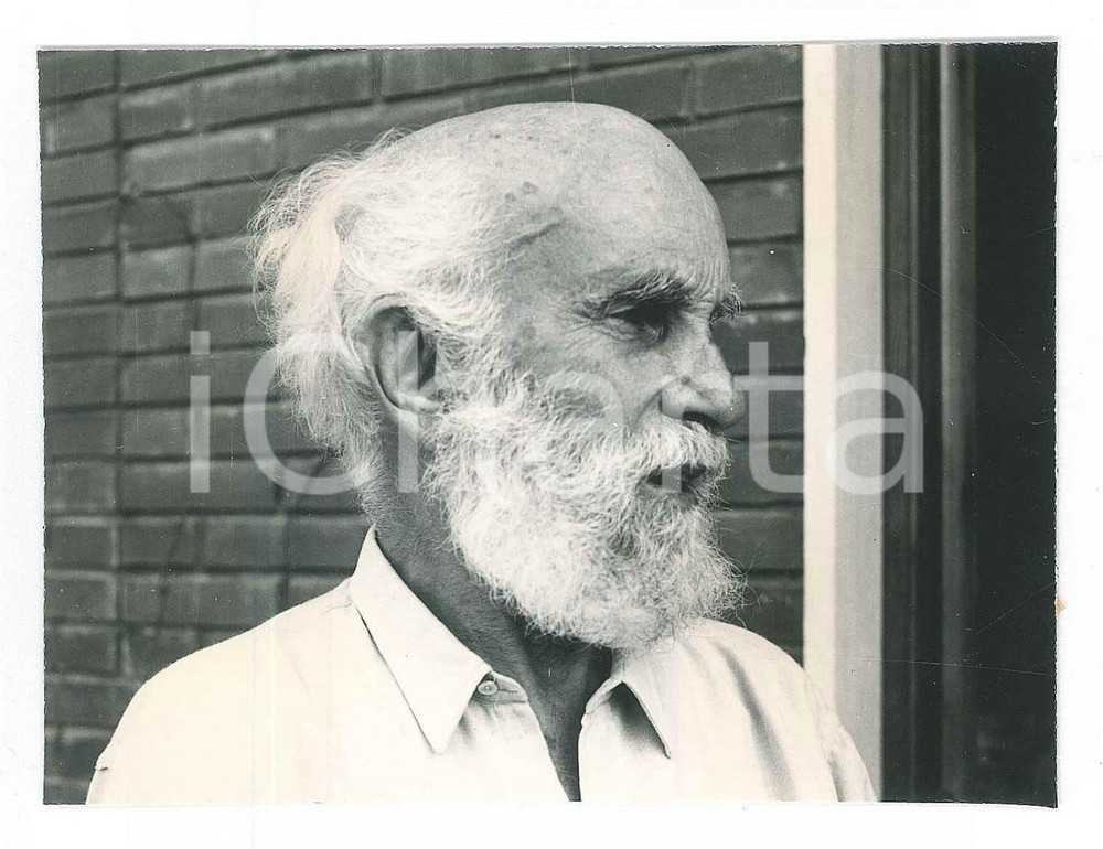 Fotografia d epoca originale 1970 ca MILANO Pittore Aldo CARPI  Ritratto Foto 12x9 cm 1