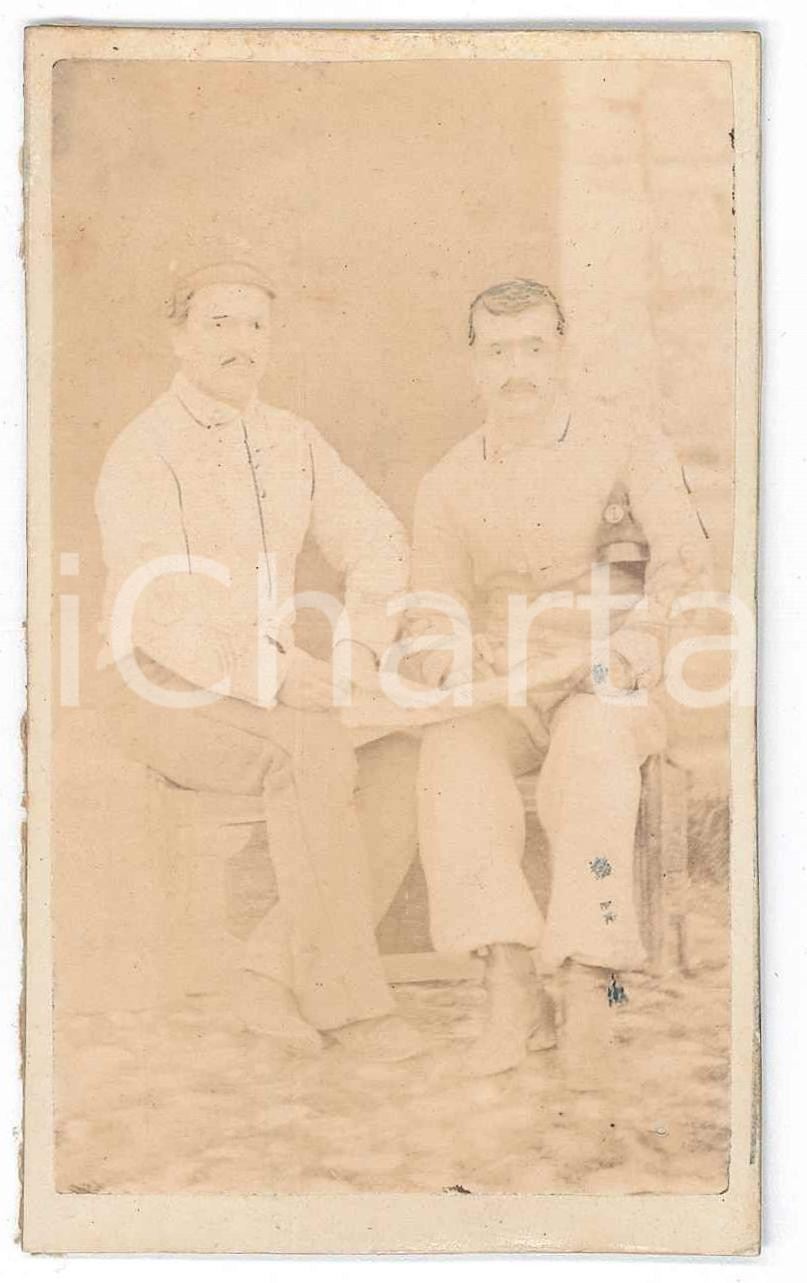 Fotografia d epoca originale 1883 PARMA Edmondo PETRINI con un collega  Foto con storia al verso 6x10 cm 1