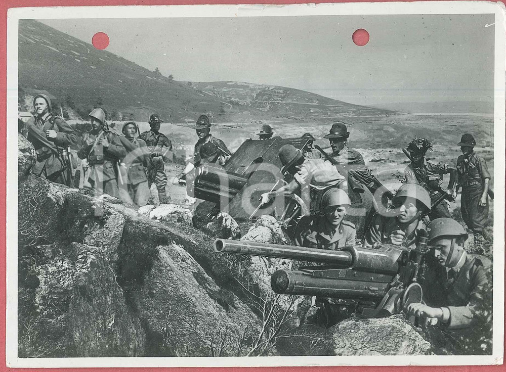 Cartolina originale da collezione 1941 WW2 Artiglieria in postazione  Foto per cartolina ditta Paolo MARZARI 1