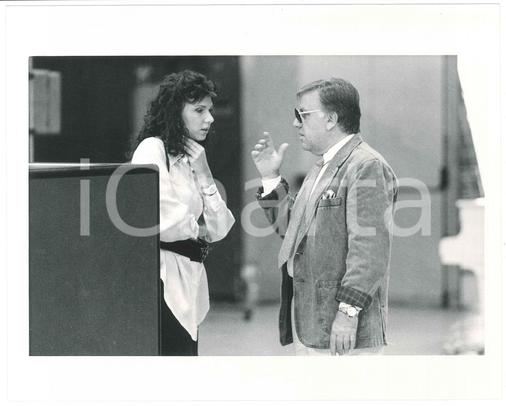 Fotografia d epoca originale 1987 RAI DUE Mezzogiorno é... Gianfranco FUNARI Barbara LUCCHI Foto 1 1