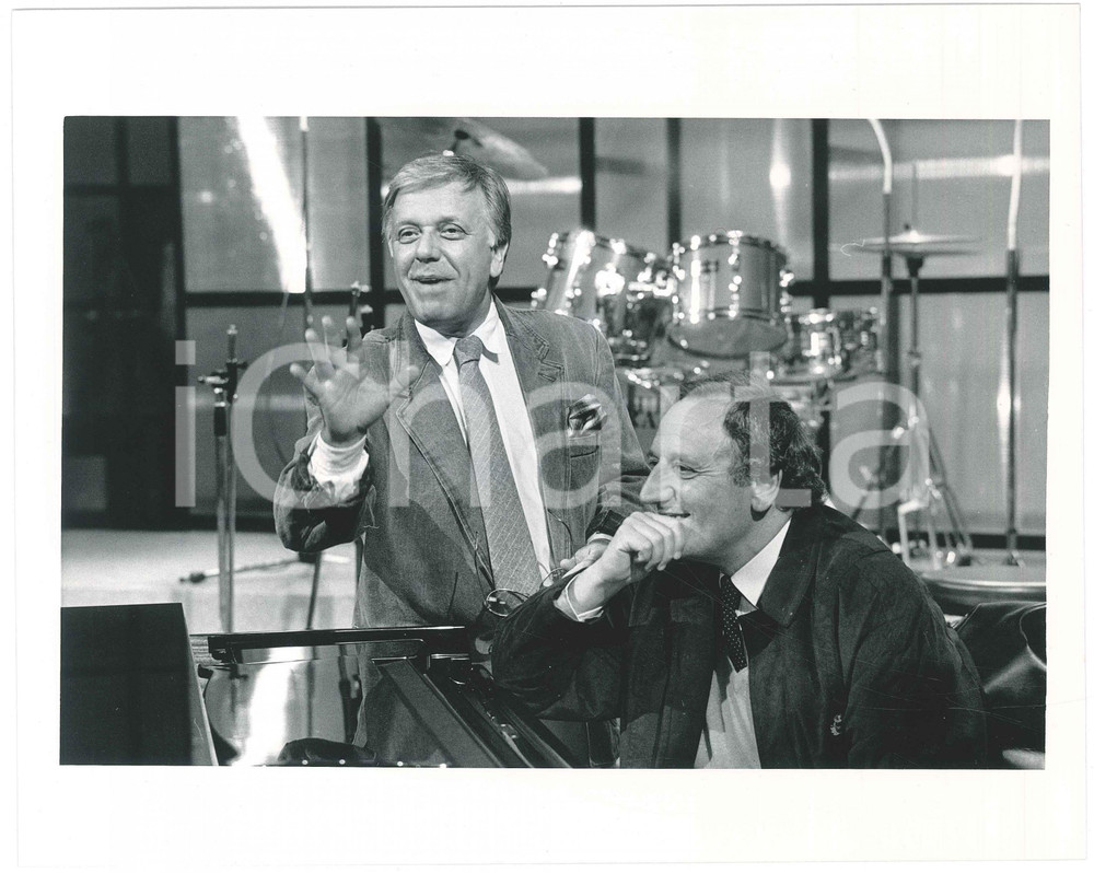 Fotografia d epoca originale 1987 RAI DUE Mezzogiorno é... Gianfranco FUNARI Dino SIANI Foto 25x20 5 1