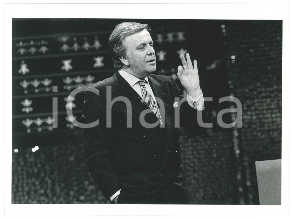 Fotografia d epoca originale 1985 ca RAI DUE Aboccaperta Gianfranco FUNARI durante la trasmissione Foto 1 1