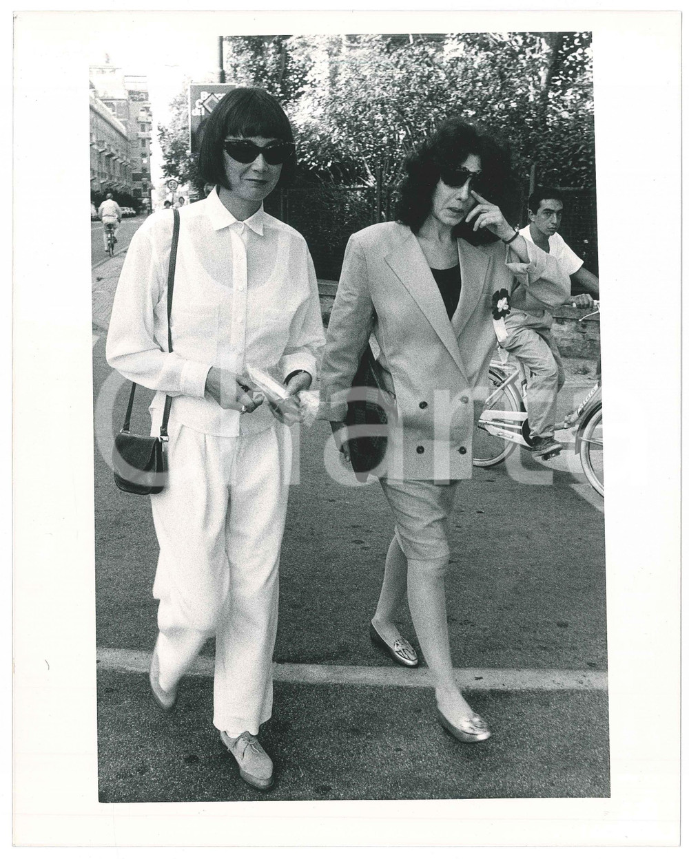 Fotografia d epoca originale 1985 ca COSTUME Attrice Sabine AZÃ‰MA  Ritratto Foto 20x25 cm 1