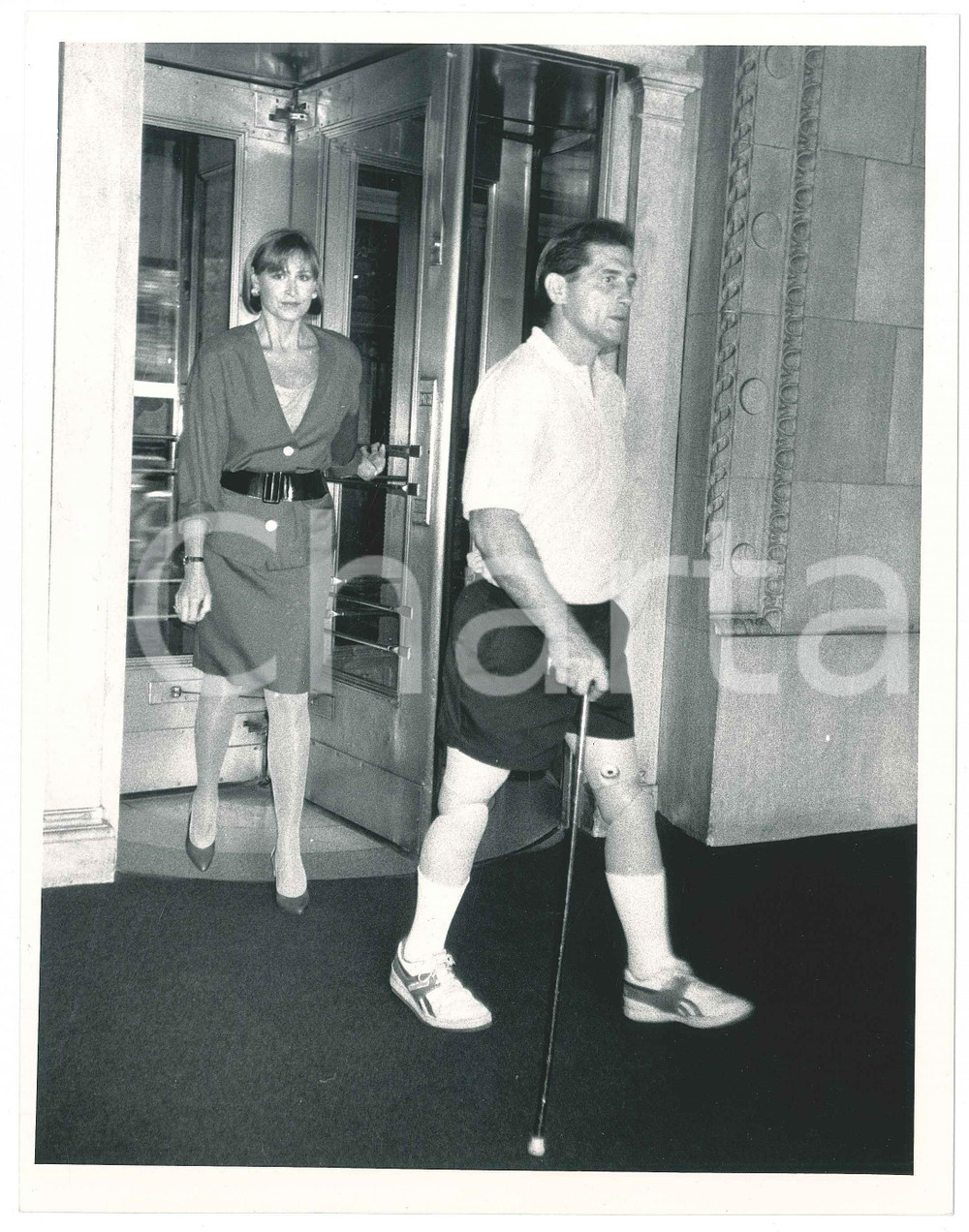 Fotografia d epoca originale 1988 USA Ivy GUNTER and Roger CHARTER at Plaza Hotel  Photo 17x23 cm 1