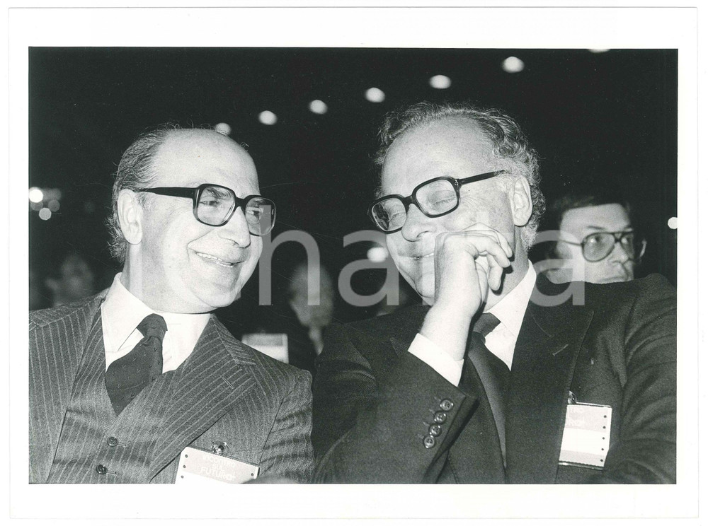 Fotografia d epoca originale 1984 CONFINDUSTRIA Francesco CINGANO Franco REVIGLIO a un convegno  Foto 1