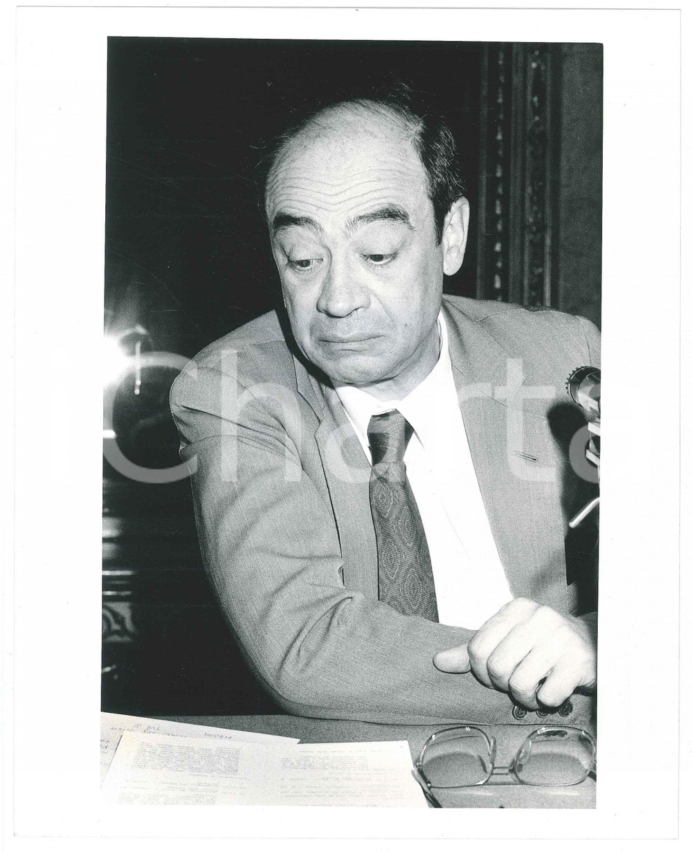 Fotografia d epoca originale 1985 ca ITALIA  COSTUME Giorgio SANTERINI Ritratto del giornalista  Foto 20x25 1