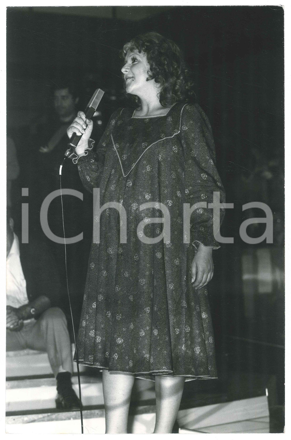 Fotografia d epoca originale 1970 ca ITALIA  MUSICA Orietta BERTI durante esibizione  Foto 20x30 cm 1