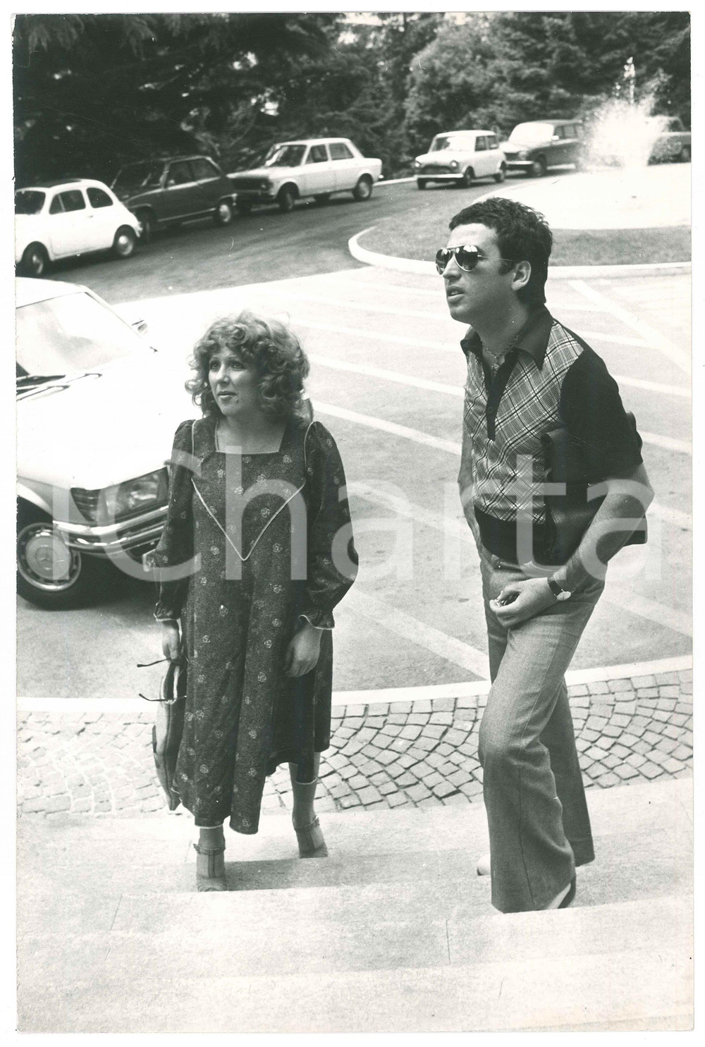 Fotografia d epoca originale 1970 ca ITALIA  COSTUME Orietta BERTI con Osvaldo PATERLINI Foto 20x30 cm 1 1