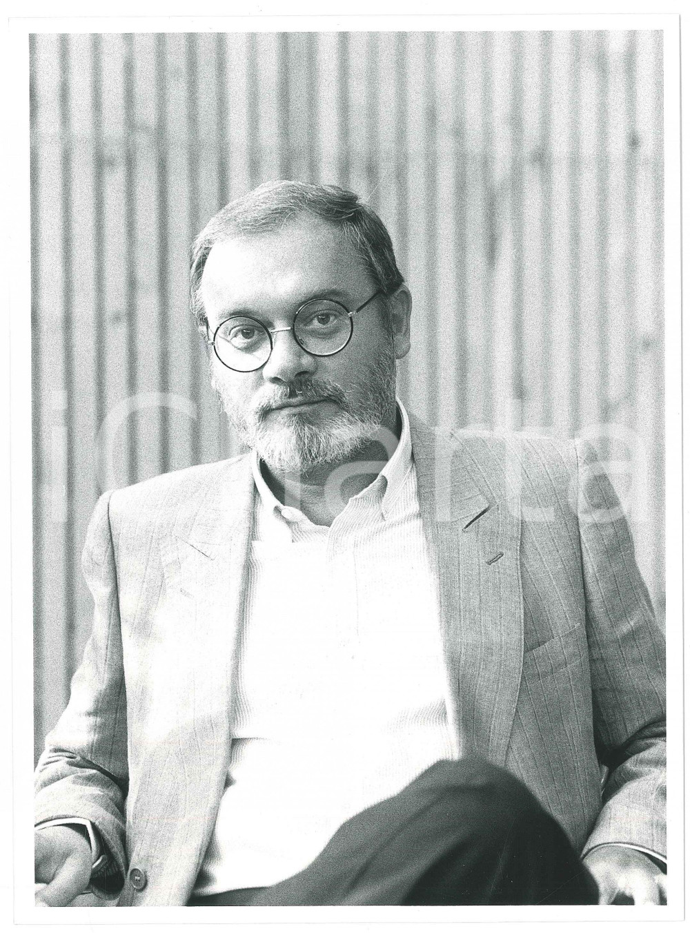Fotografia d epoca originale 1985 ca COSTUME ITALIA Giornalista Piero OSTELLINO Ritratto  Foto 18x24 cm 6 1