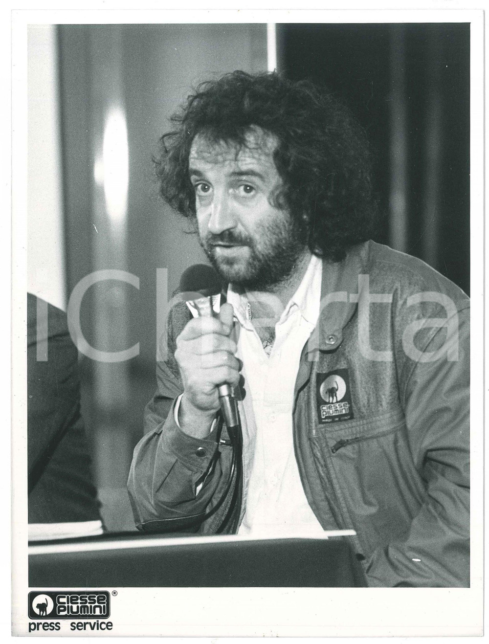 Fotografia d epoca originale 1983 Spedizione ecologica EVEREST  Romolo NOTTARIS  Conferenza stampa  Foto 1